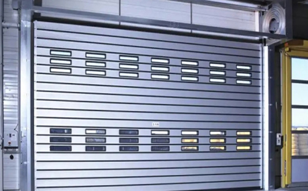 昆玉提高效率与安全:兰州快速卷帘门的应用与优势