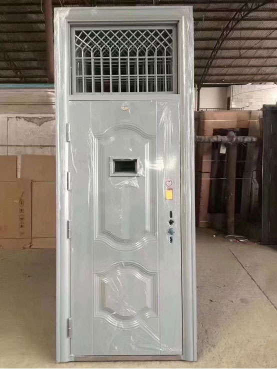 昆玉学校教室门