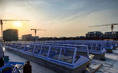 消防昆玉排烟窗开启角度